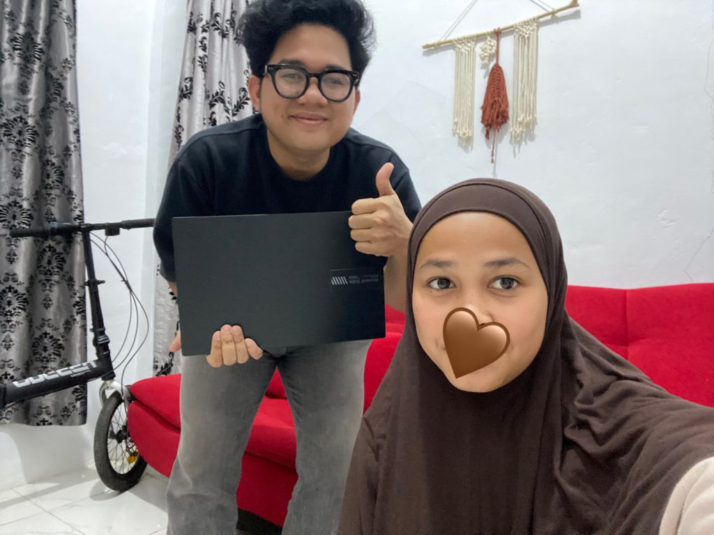 livia komputer livia komputer